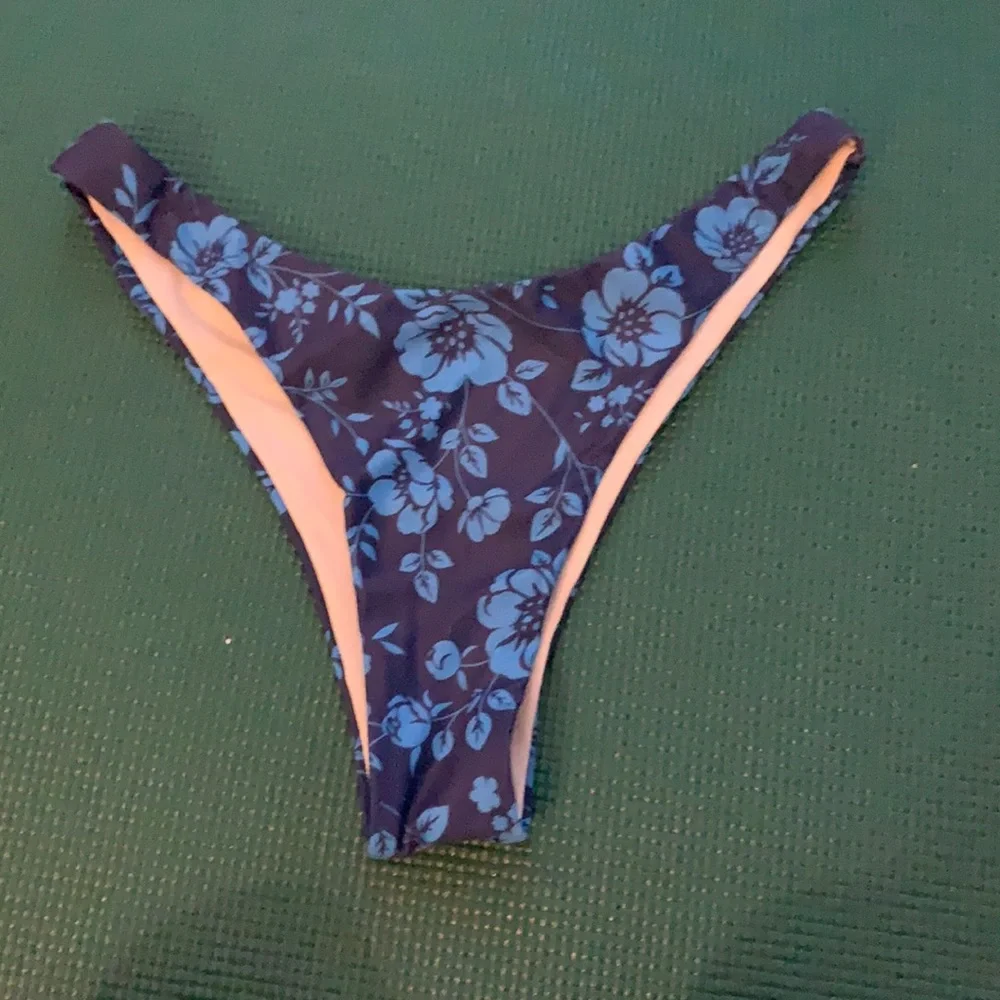 Shein cheeky floral bikini